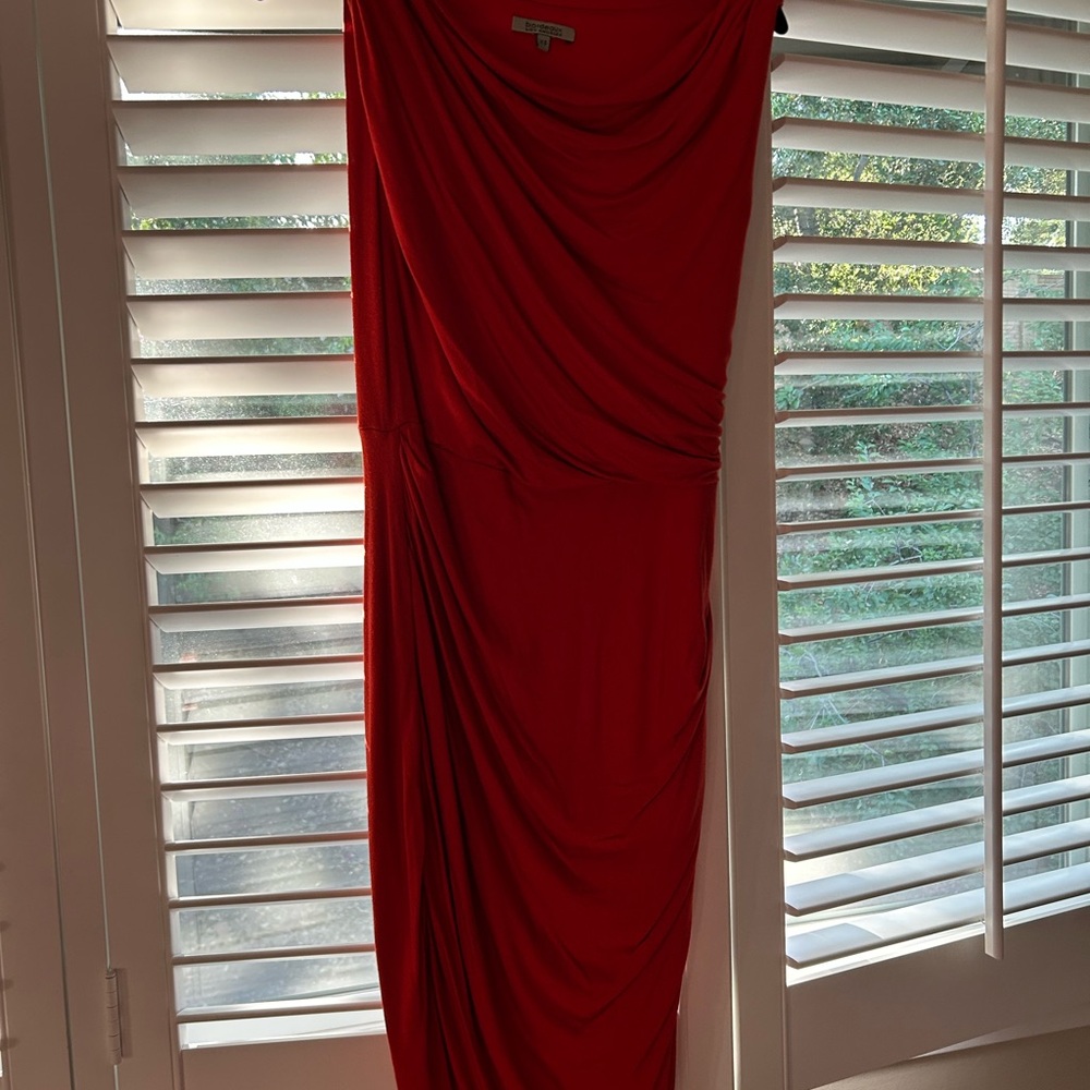 Bordeaux Vibrant Red Top